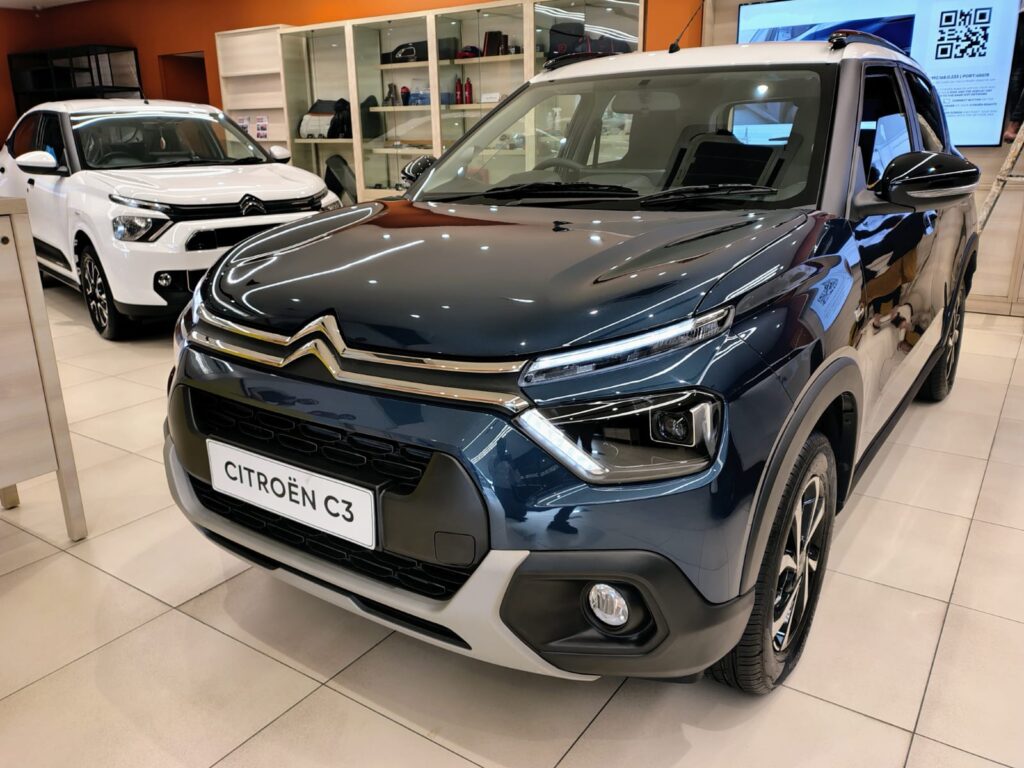 Citroën's C3_front_side_CNG Citroën's C3_front_side_CNG